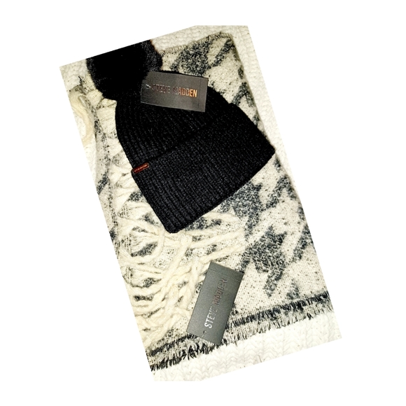 BRAND NWT* OFF WHITE/BLACK. STEVE MADDEN HAT & SCARF! - Picture 4 of 4